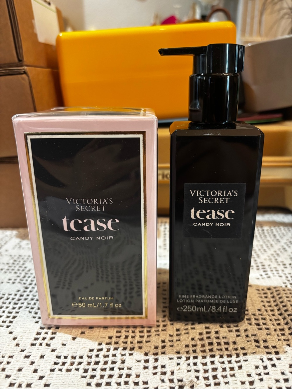 (Inventory 62)Victoria's Secret Tease Candy Noir Lotion - Black & Pink Accents